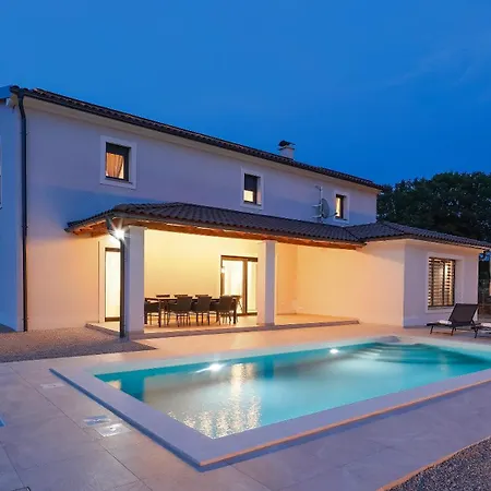 Villa Aurora